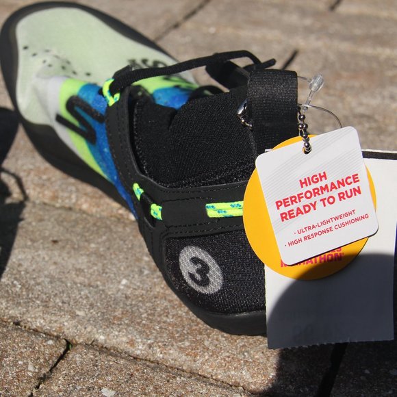 New - Skechers GoRun Speed XCS Ultra Cleats – Size 11.5 - Picture 7 of 8